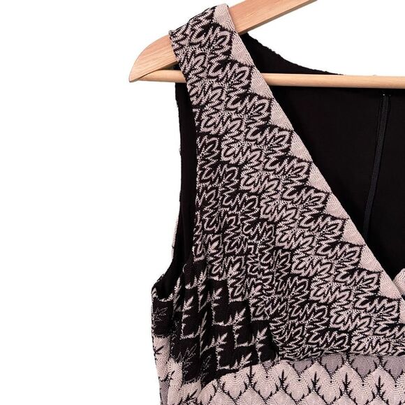 Adrianna Papell Pattern Sheath Mini Dress in Black and White Size 12 - Picture 7 of 16